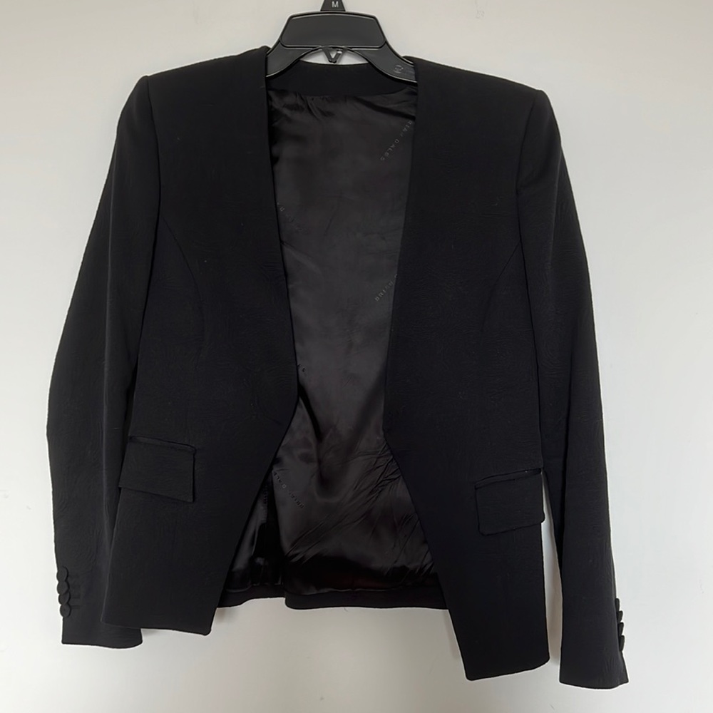 Brian Dales women’s stylish black jacket